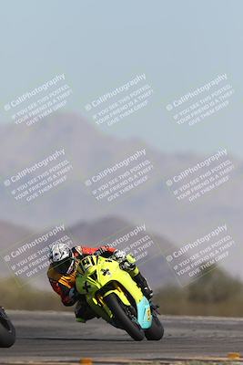 media/Oct-26-2025-Race Pace (Sun) [[c1447ca738]]/Non Verified (1st 20 Minutes of every Hour)/4-Turn 14 (1110am)/